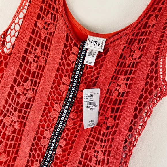 Daytrip Front Crochet Tank Top Red Size Large - Picture 4 of 7